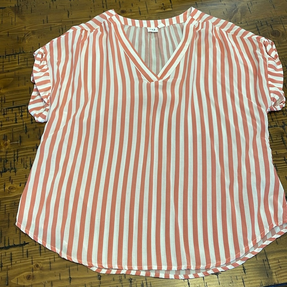 Women’s Gap Short Sleeve Blouse
